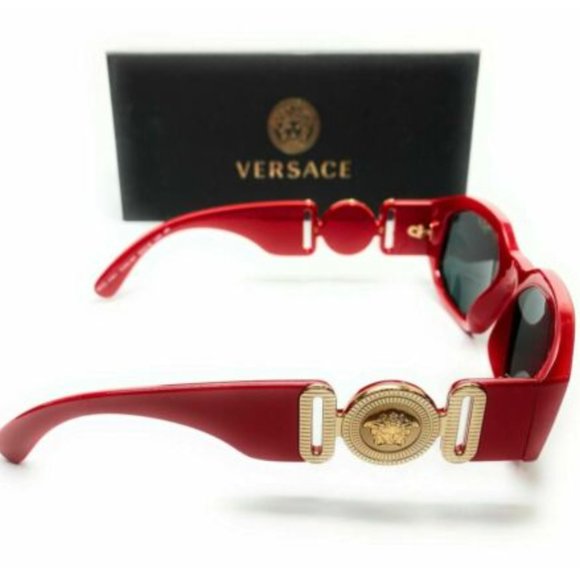 New Versace Unisex Red Rectangle Sunglasses! - Picture 3 of 4